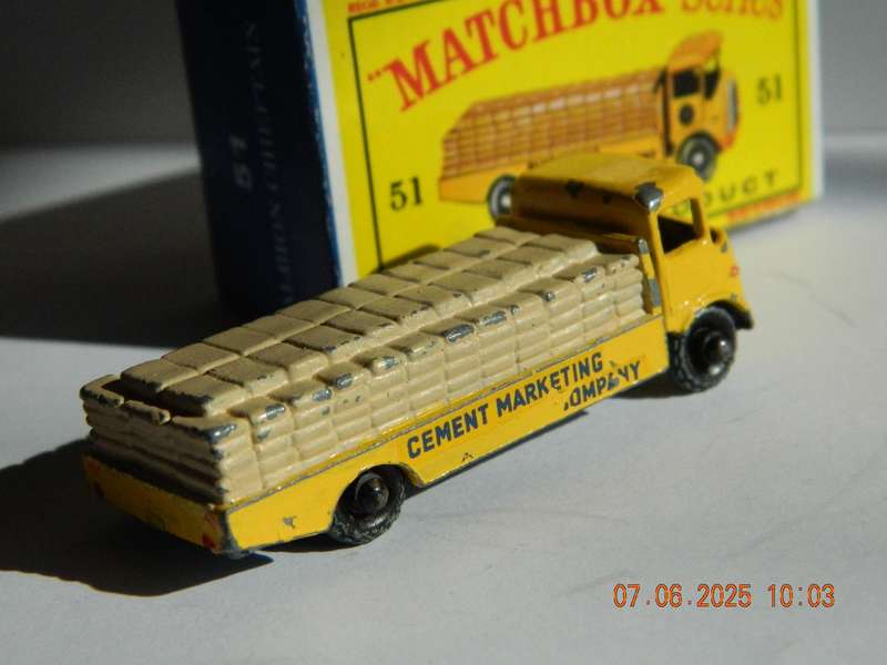 MATCHBOX SERIES  -  51  -  ALBION CHIEFTAIN