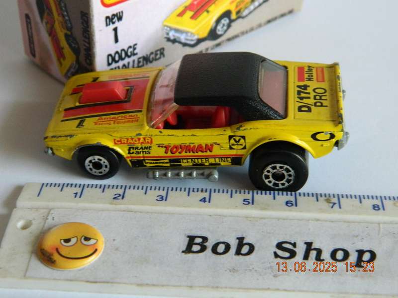 MATCHBOX SUPERFAST  -  NO.  1  -   DODGE CHALLENGER  -  (TOYMAN)