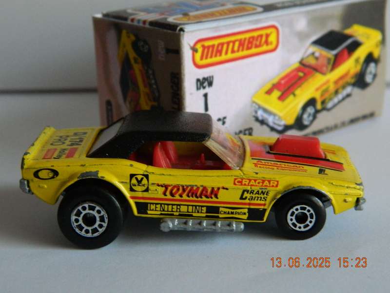 MATCHBOX SUPERFAST  -  NO.  1  -   DODGE CHALLENGER  -  (TOYMAN)