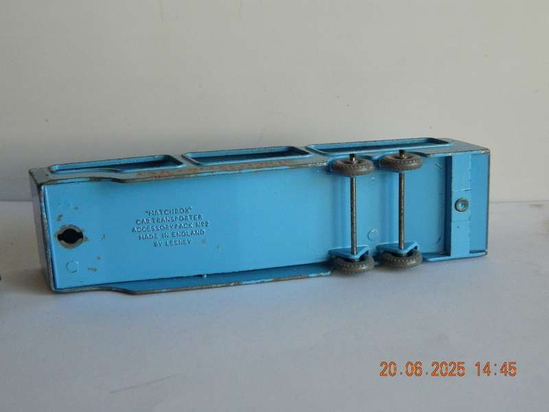 MATCHBOX ACCESSORY PACK   -  NO. 2  -  CAR TRANSPORTER  "CAR COLLECTION"
