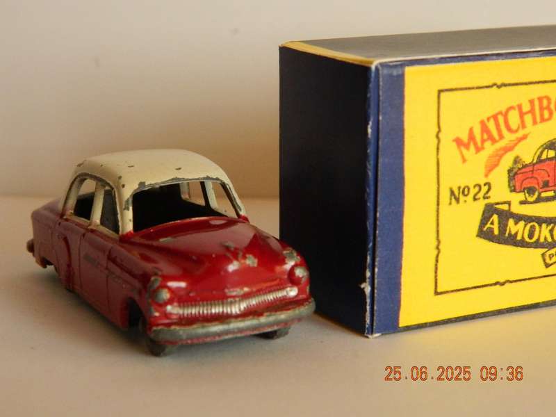 MATCHBOX SERIES  - 22  -   VAUXHALL CRESTA
