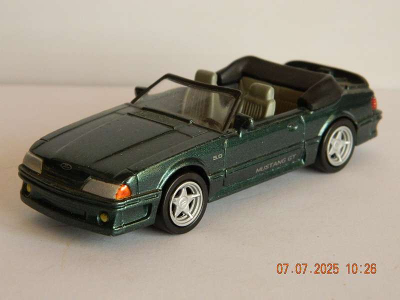 NEW-RAY  -   MUSTANG GT CONVERTABLE