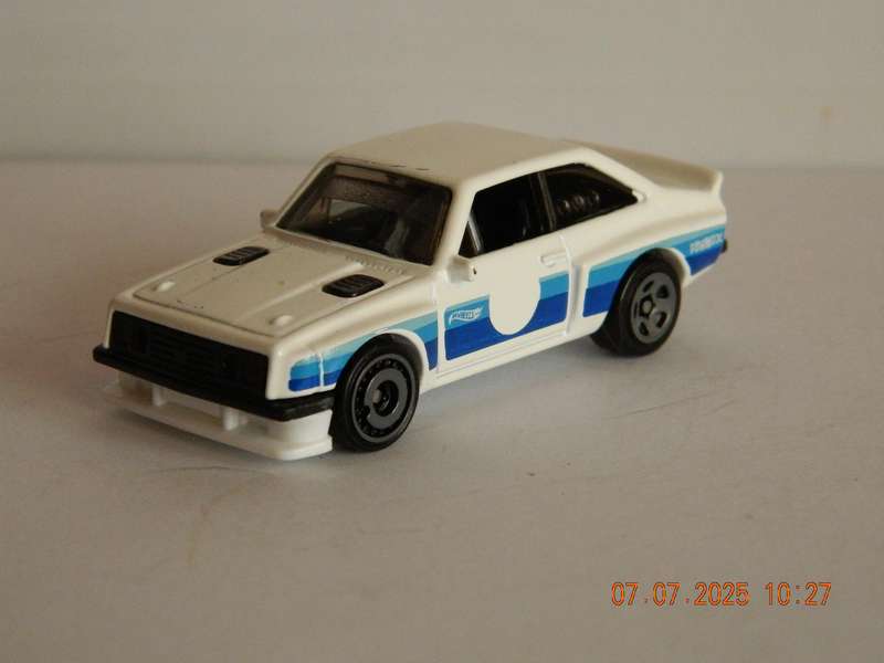 HOTWHEELS   -    -    FORD ESCORT RS 2000