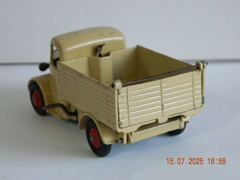 DINKY TOYS  -  25m  -  BEDFORD END TIPPER