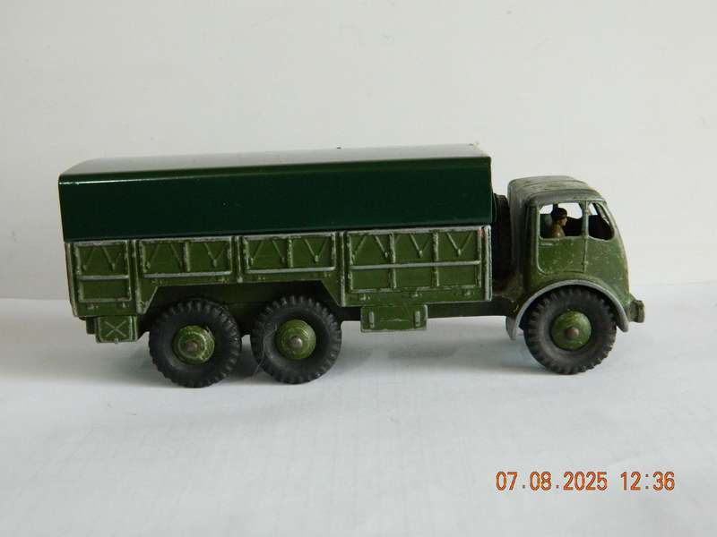 DINKY SUPERTOYS  -  622  -   10 TON ARMY TRUCK