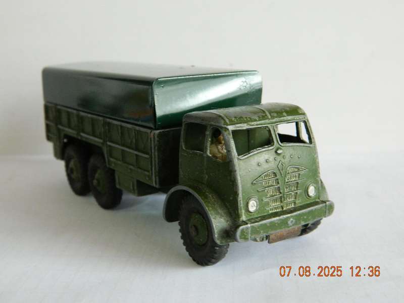 DINKY SUPERTOYS  -  622  -   10 TON ARMY TRUCK