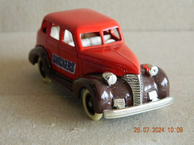 LLEDO  -   -  " SNICKERS"  -  PROMOTIONAL MODEL