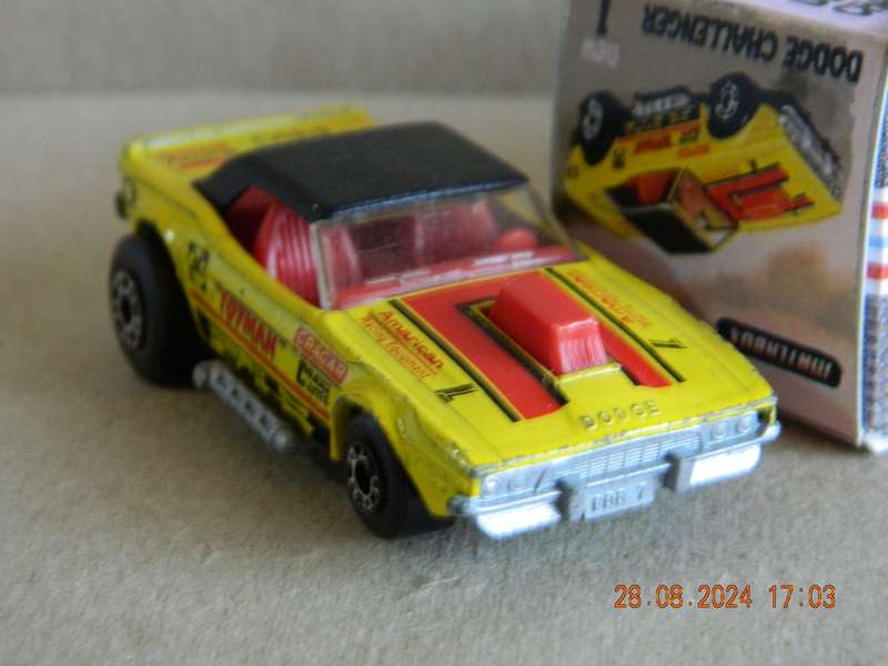 MATCHBOX SUPERFAST  -  1  -   DODGE CHALLENGER