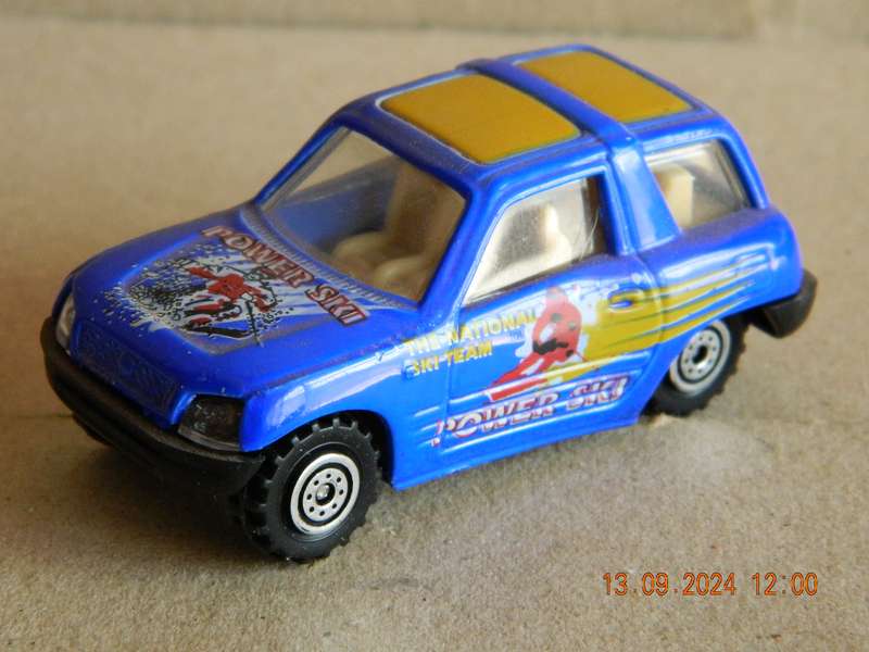 UNKNOWN  -   -  POWER SKI  -  4 X 4 SUV
