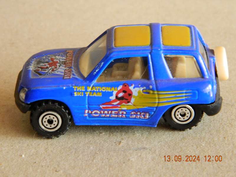 UNKNOWN  -   -  POWER SKI  -  4 X 4 SUV