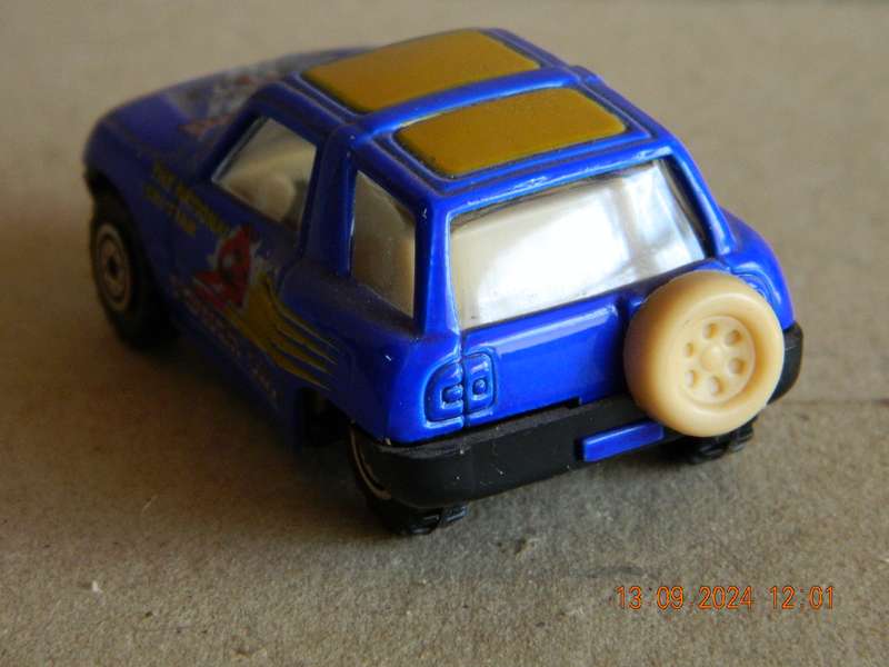 UNKNOWN  -   -  POWER SKI  -  4 X 4 SUV
