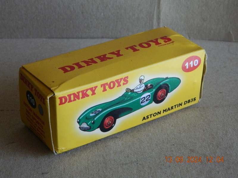 DEAGOSTINI - DINKY TOYS  -  110  -   ASTON MARTIN DB 3S