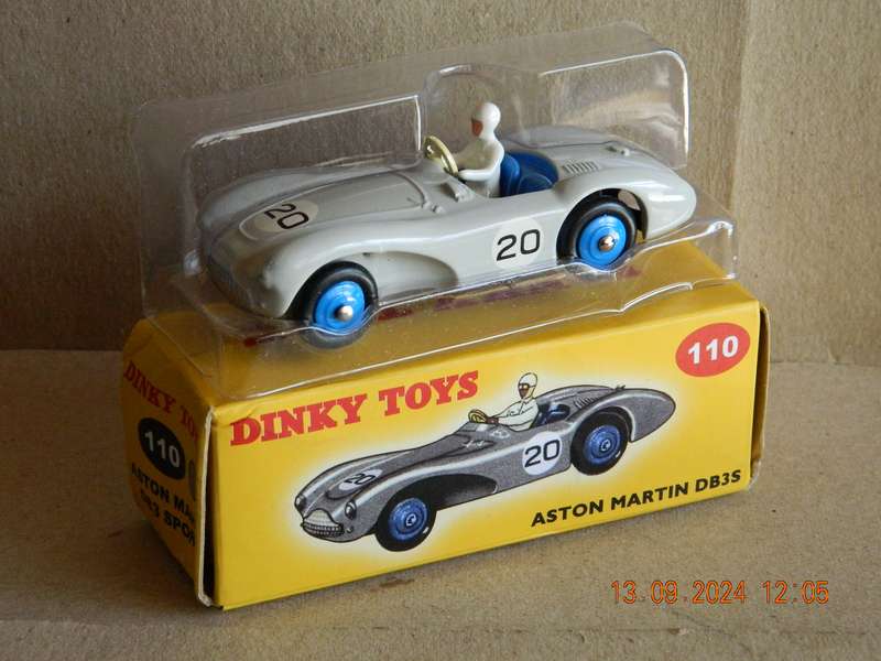 DEAGOSTINI - DINKY TOYS  -  110  -   ASTON MARTIN DB 3S