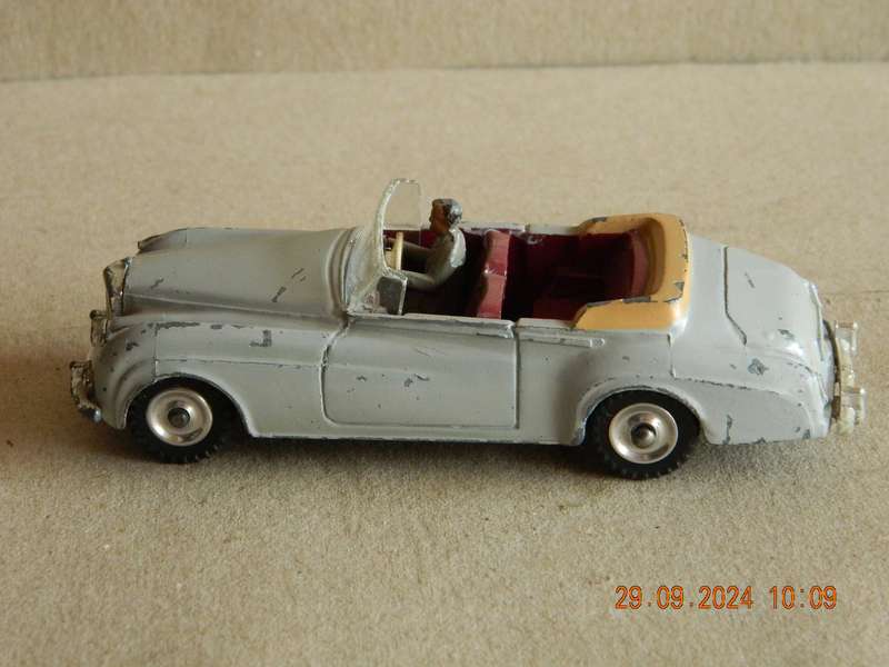 DINKY TOYS  -  194  -  BENTLEY S2 COUPE