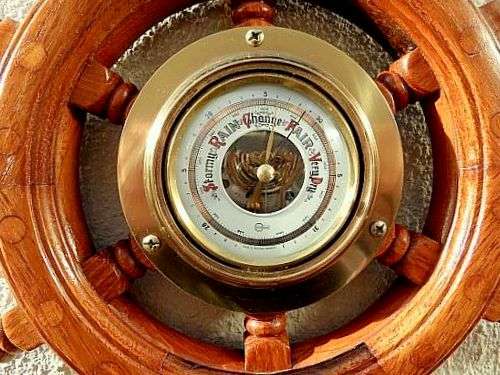 SHIPS WHEEL BAROMETER, BARIGO, WESTERN GERMANY, EXCELLENT AND WORKING, DIAMETER 31,5 cm