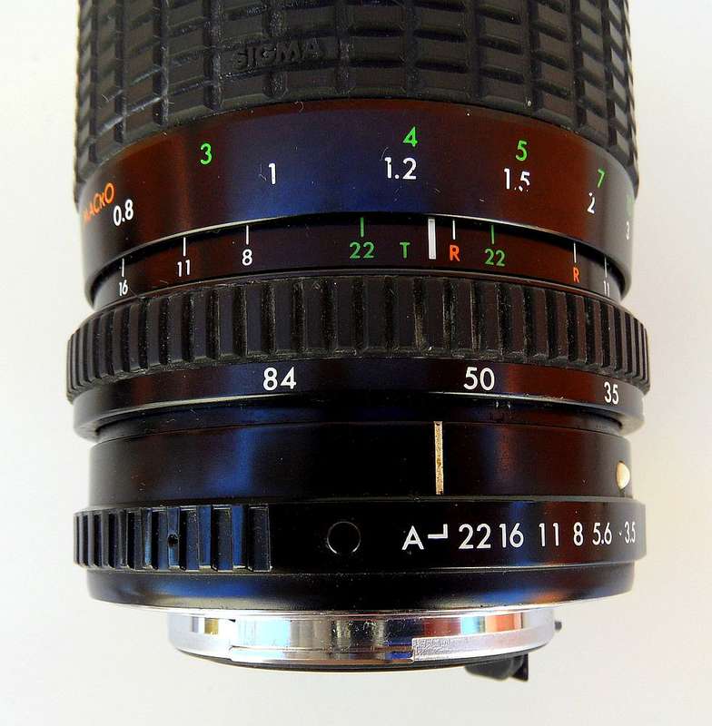 PENTAX CAMERA PROGRAM A ,WITH SIGMA ZOOM LENS 1:3.5-4.5/f 28-48 mm,MULTI-COATED ,WORKING VERY WELL