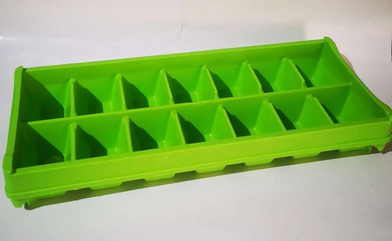 14 Large Ice Cube Tray  - Lime Green