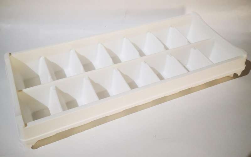 14 Large Ice Cube Tray  - White