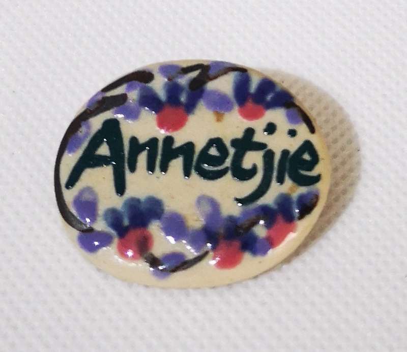Annetjie Hand-painted Brooch