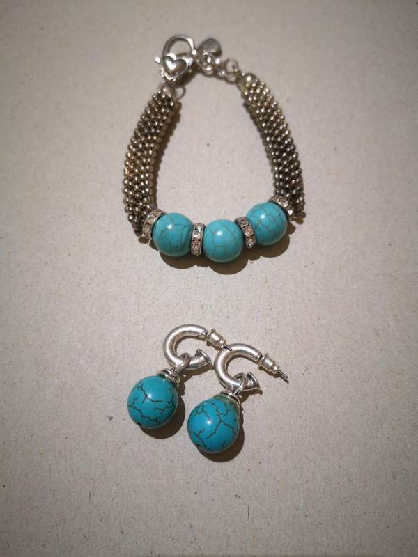 Blue Veined Turquoise-look Fasion Set