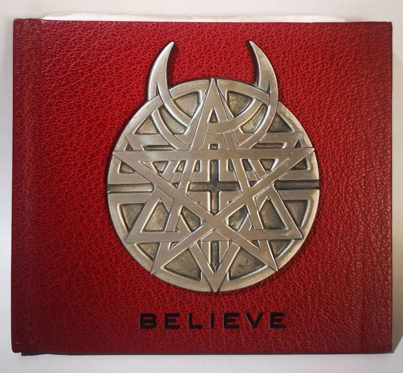 Disturbed - Believe - Limited Edition with Metal Emblem  (Digipack CD+DVD)