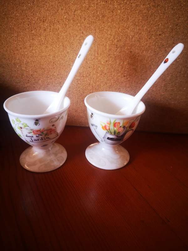 Dans le Jardin Garden Elegant Egg Cups with Spoons (2 Piece)