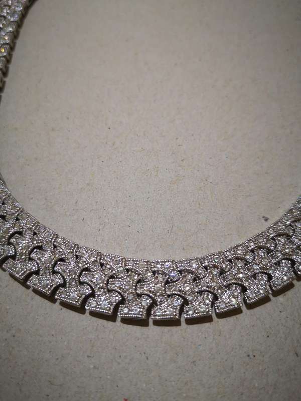 Item 3 - Silver Bling Necklace - Ideal for Matric Farewell