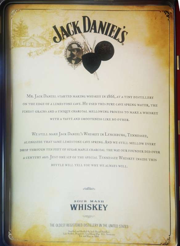 Jack Daniels Tin with 4x No.2 Glasses