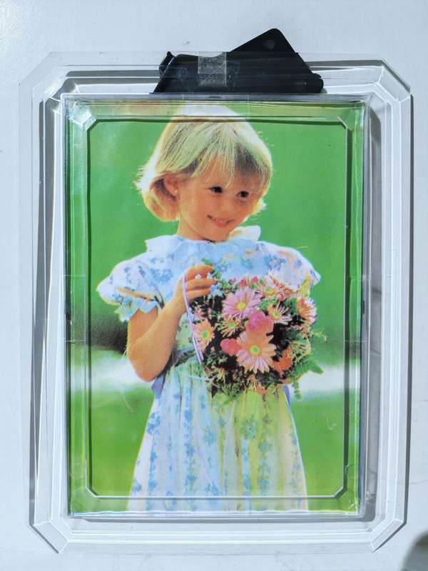 Modern Style Photo Frame - Clear
