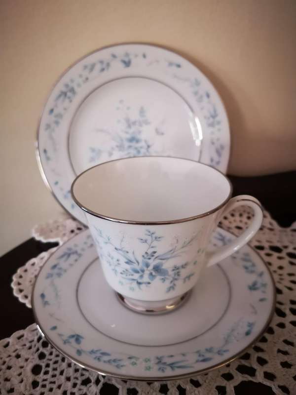 Noritake Carolyn 2693 Trio