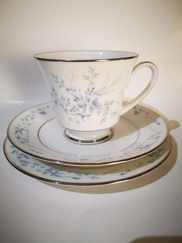 Noritake Carolyn 2693 Trio