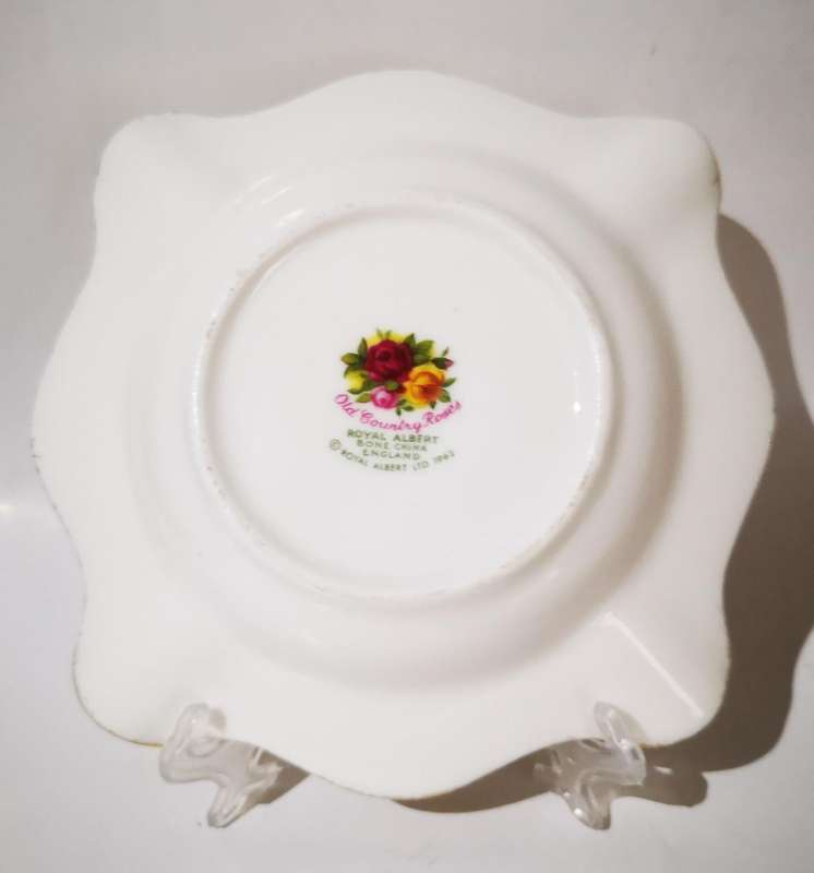 Royal Albert Old Country Roses Ashtray (Rare)