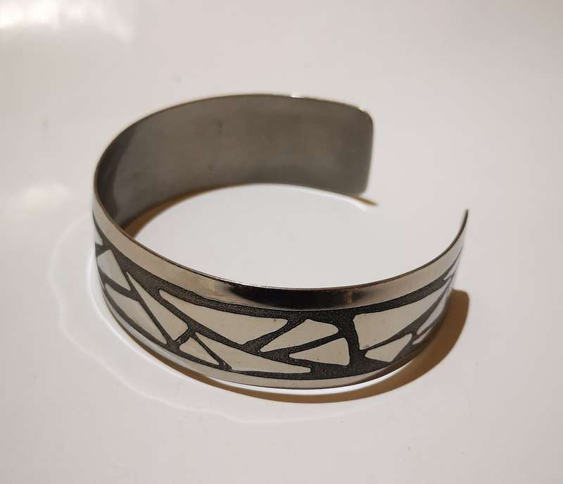 Stainless Steel Cuff Bracelet (2cm wide)