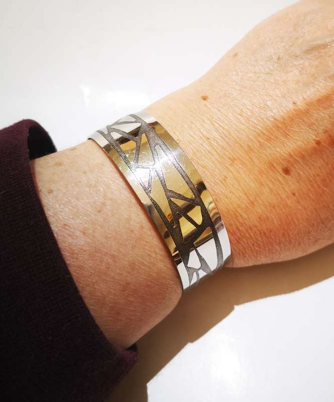Stainless Steel Cuff Bracelet (2cm wide)