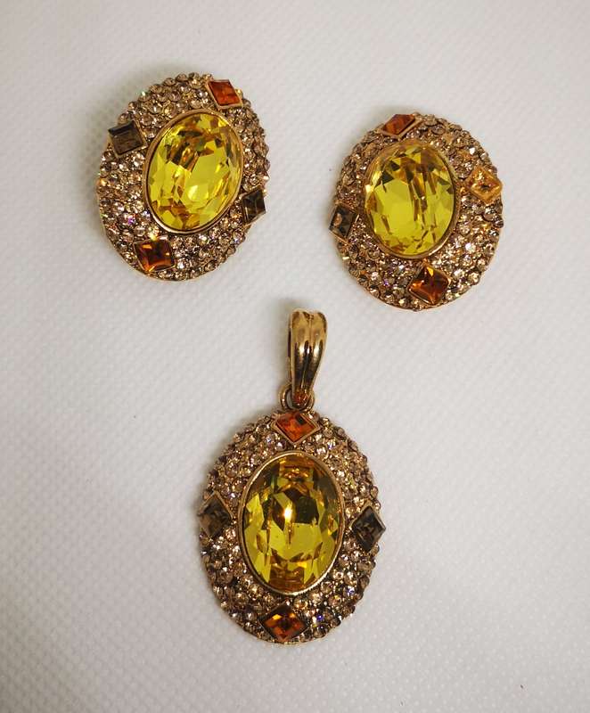 Yellow Stone clip-on Earrings with Pendant