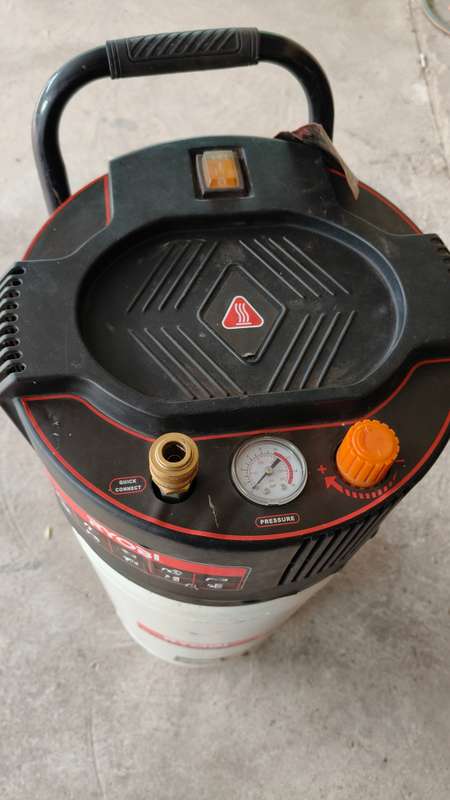 Ryobi RC2050 50l air compressor