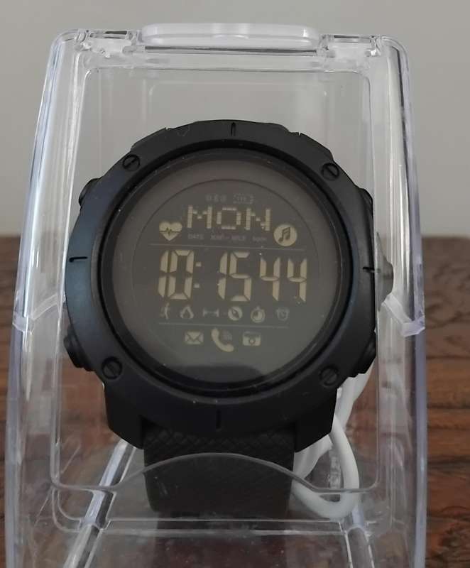BRAND NEW! SKMEI Model 1512 Men's Smartwatch for sale