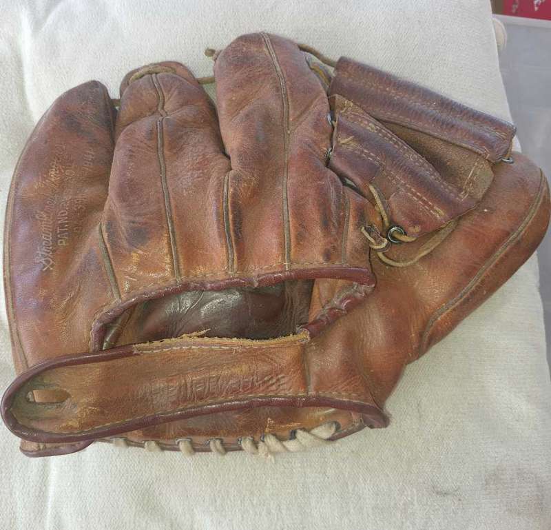 Wilson Streamline Fingers Baseball Glove