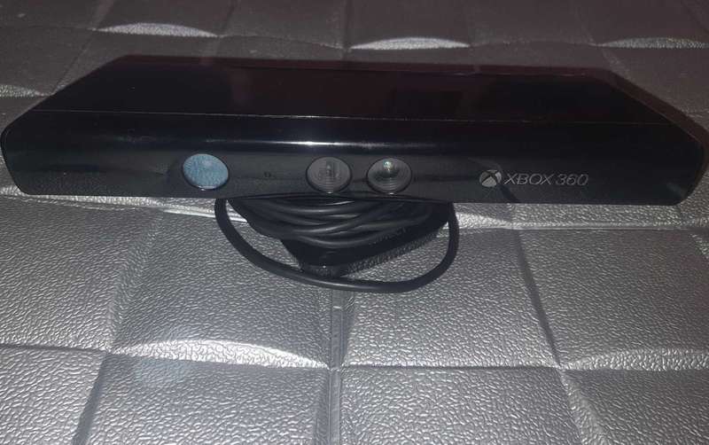 Xbox 360 Kinect Sensor Used