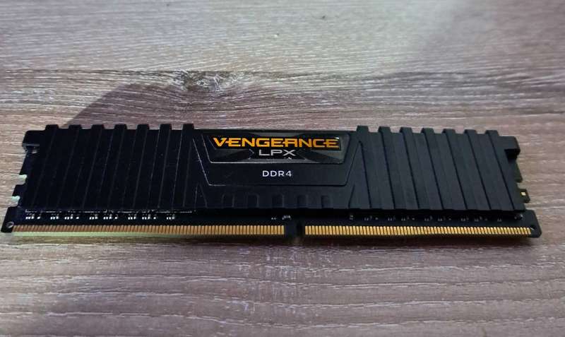 2x 8GB DDR4 RAM