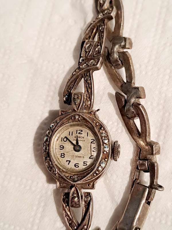 Vintage Buren Grand Prix 17 jewel ladies watch