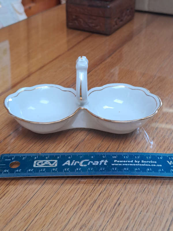 MZ Czecheslovakian trinket dish