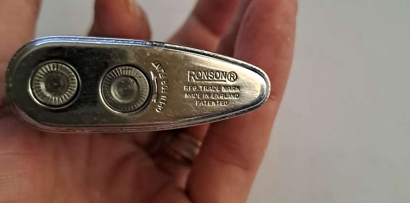 vintage Ronson vara flame lighter