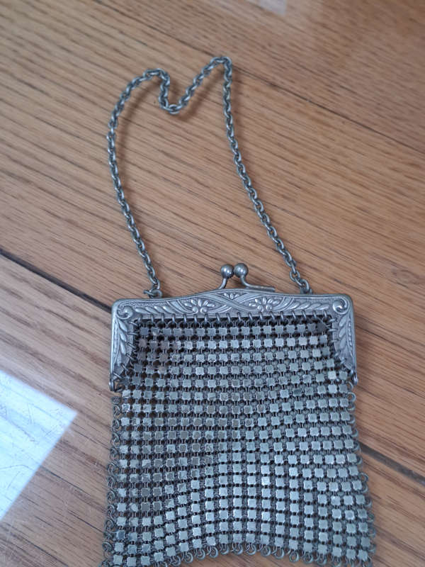 Victorian EPNS silver ladies mesh purse/bag