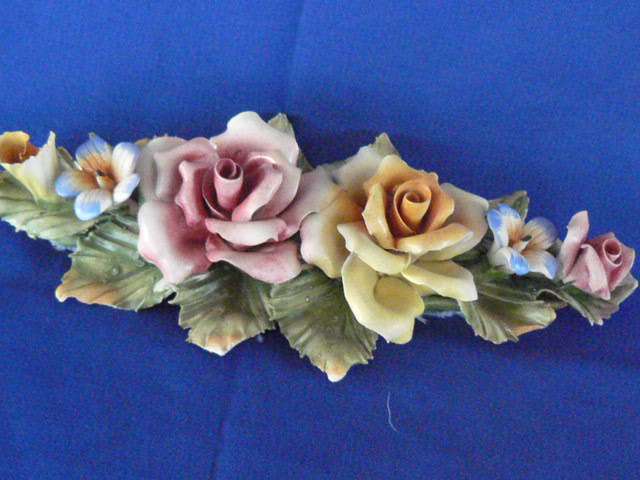 CLAY FLOWER ORNAMENT