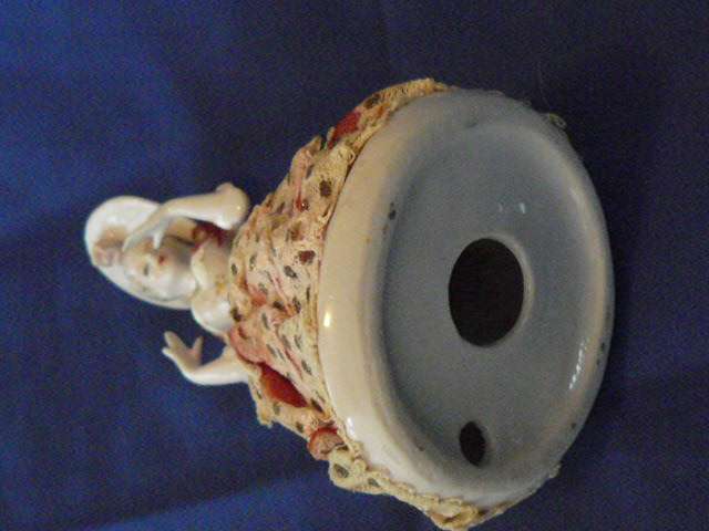 VINTAGE PORCELAIN LADY