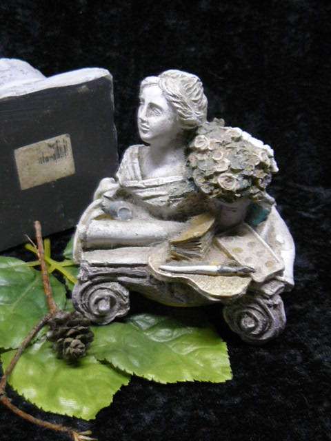 RESIN ANGEL TRINKET BOX