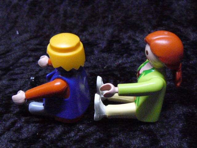 COLLECTABLE TOYS MOVABLE LIMBS