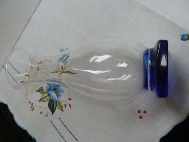 GLASS VASE CLEAR WITH DARK BLUE BASE