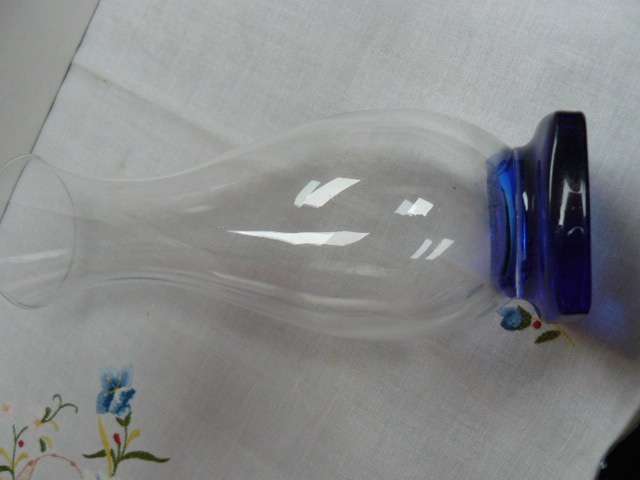 GLASS VASE CLEAR WITH DARK BLUE BASE